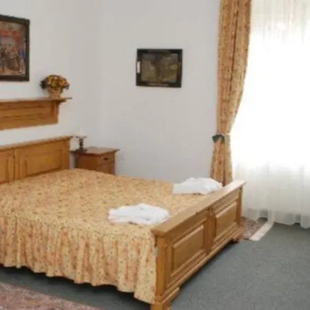Oldinn Hotel